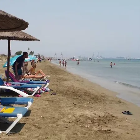 Artemis 3, Beachfront Boutique Lejlighed