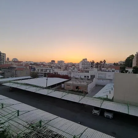 Artemis 3, Beachfront Boutique 公寓 *