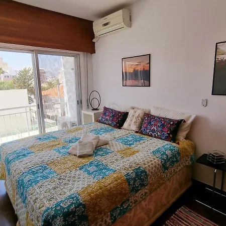 Artemis 3, Beachfront Boutique *