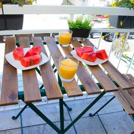 Artemis 3, Beachfront Boutique Limassol